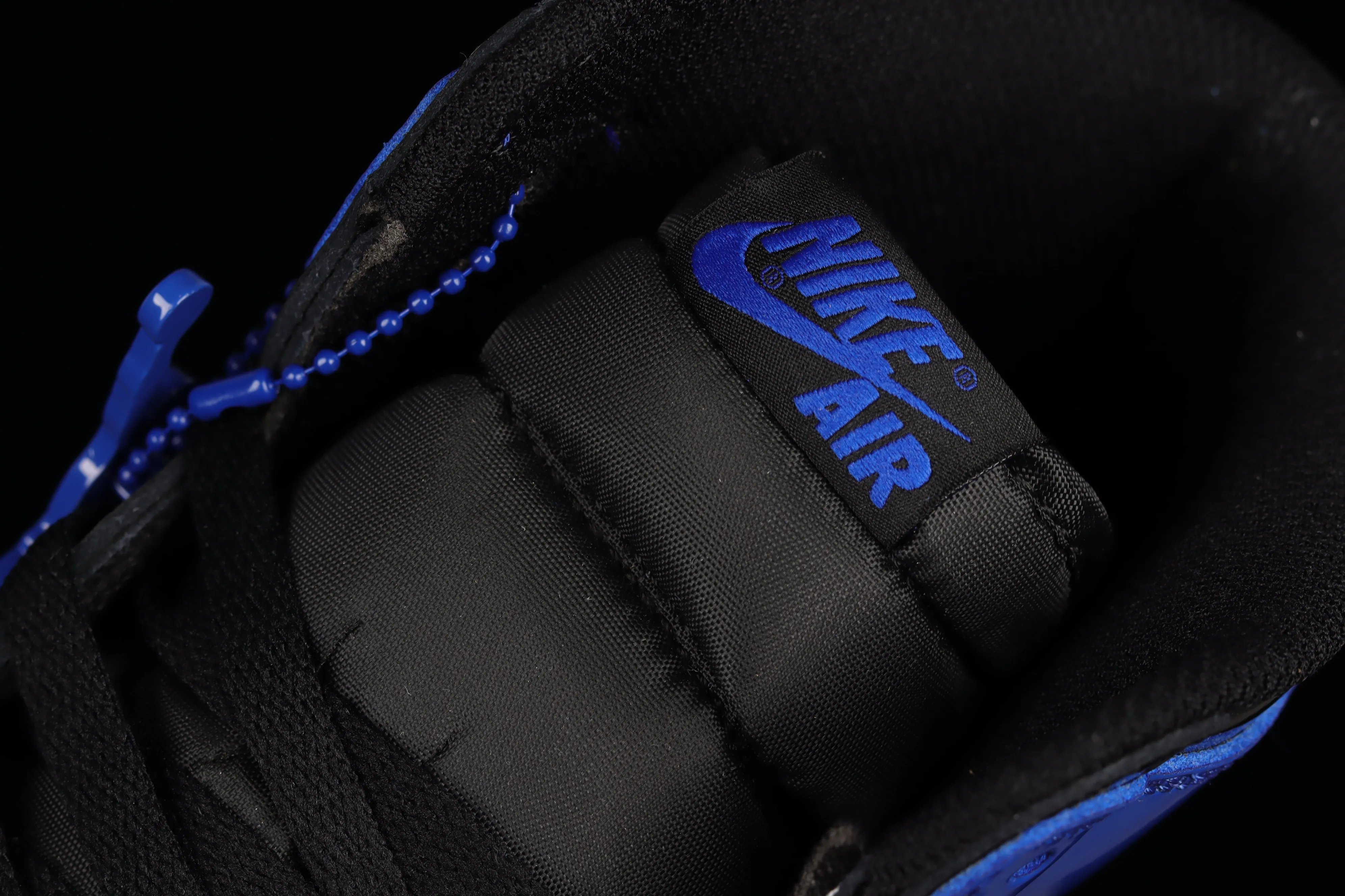 All categories Air Jordan Jordan series basketball shoes Air Jordan 1 High Air Jordan 1 Retro High AJ1 Joe 1 patent leather black and blue 555088-400